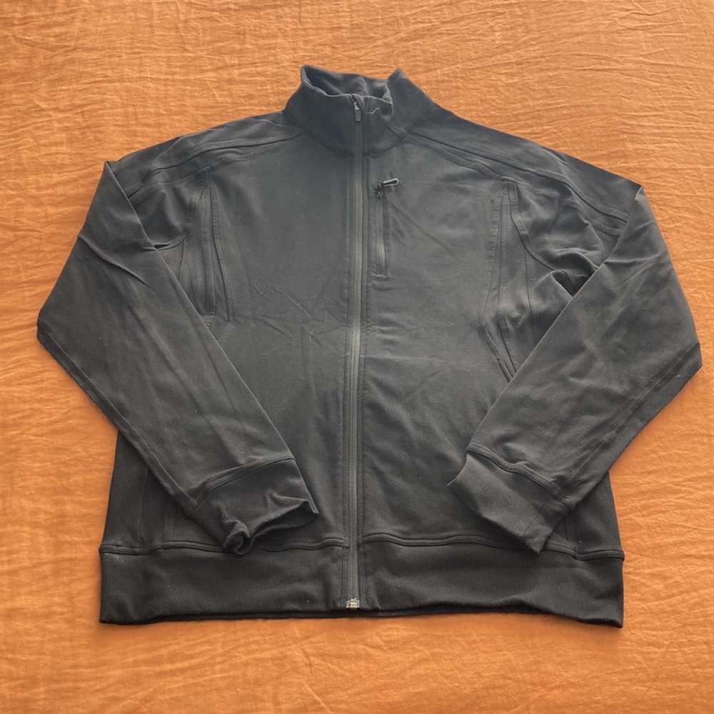 Lululemon Men’s Full Zip Black Sweater